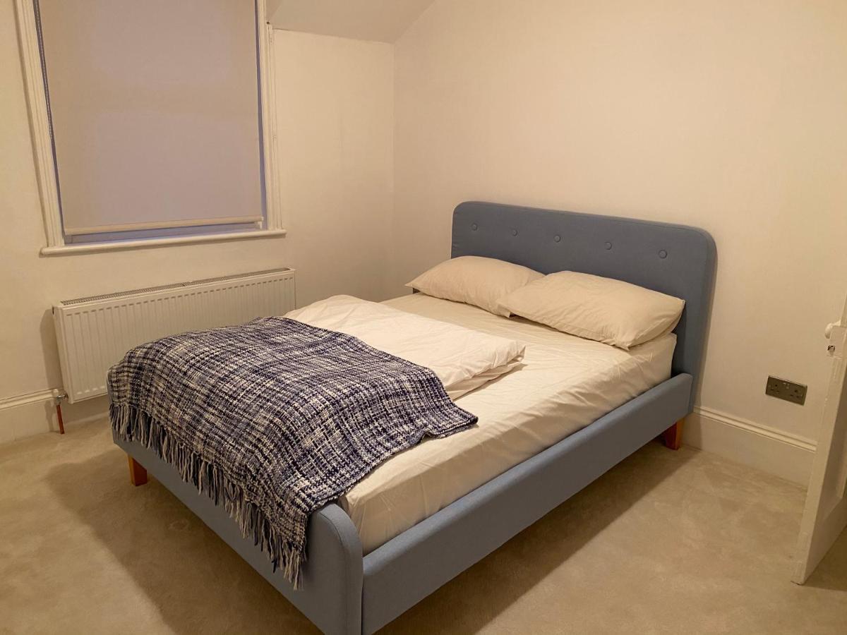 Westgate Two-Bedroom Homestay Suite Kültér fotó